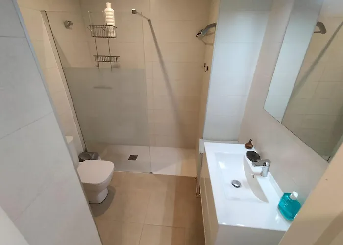 Luz Y Confort Con Garaje Apartman *